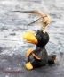 Preview: Hexenshop Dark Phönix Vintage Schwarze winkende Rabe Figur mit Federn Keramik