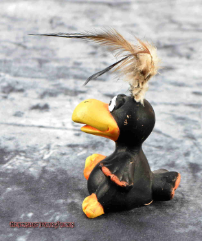 Hexenshop Dark Phönix Vintage Schwarze winkende Rabe Figur mit Federn Keramik