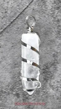 Hexenshop Dark Phönix Bergkristall Spitze Anhänger Facettiert in silberfarbener Spirale