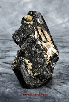 Preview: Hexenshop Dark Phönix Schwarzer Turmalin Schörl Rohstein 822 g Halbedelstein