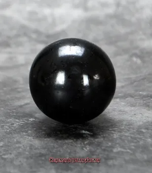 Hexenshop Dark Phönix Turmalin Kugel Halbedelstein 4,5cm
