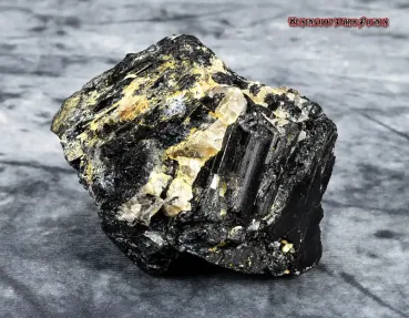 Hexenshop Dark Phönix Turmalin Rohstein Halbedelstein 573g