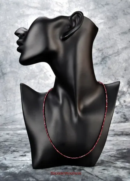 Hexenshop Dark Phönix Granat Halbedelsteinkette facettiert 2 mm