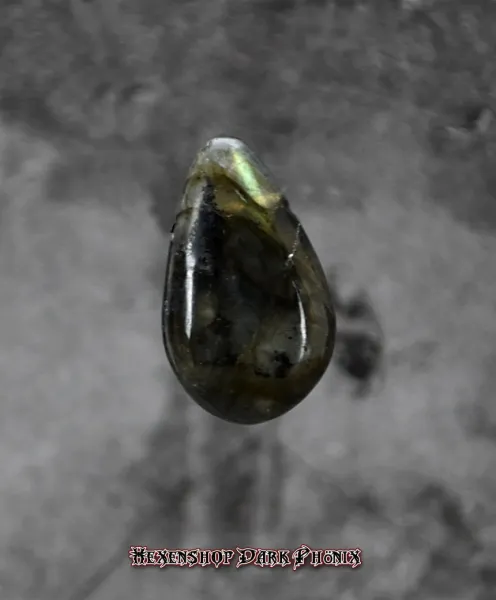 Hexenshop Dark Phönix Labradorit Drop Shape Anhänger