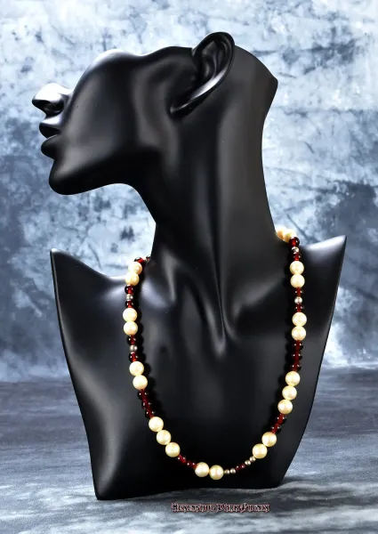 Hexenshop Dark Phönix Vintage Granat Perlen Collier mit floraler Silberschließe