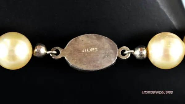 Hexenshop Dark Phönix Vintage Granat Perlen Collier mit floraler Silberschließe