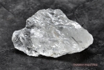 Hexenshop Dark Phoenix rock crystal rough stone 86 g